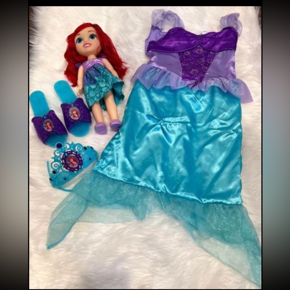 little mermaid costume with crown doll and shoes all new